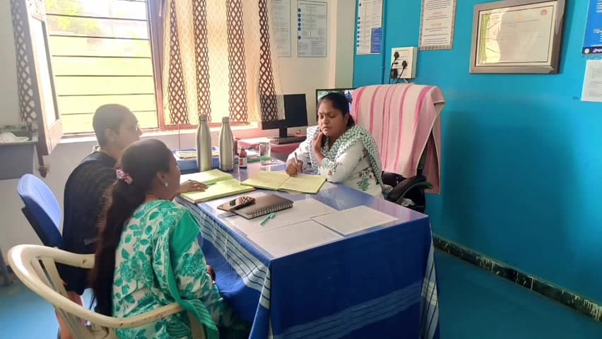 బోయిన్‌పల్లి: కొదురుపాక ప్రాథమిక ఆరోగ్య కేంద్రాన్ని తనిఖీ చేసిన జిల్లా వైద్యాధికారిని రజిత
