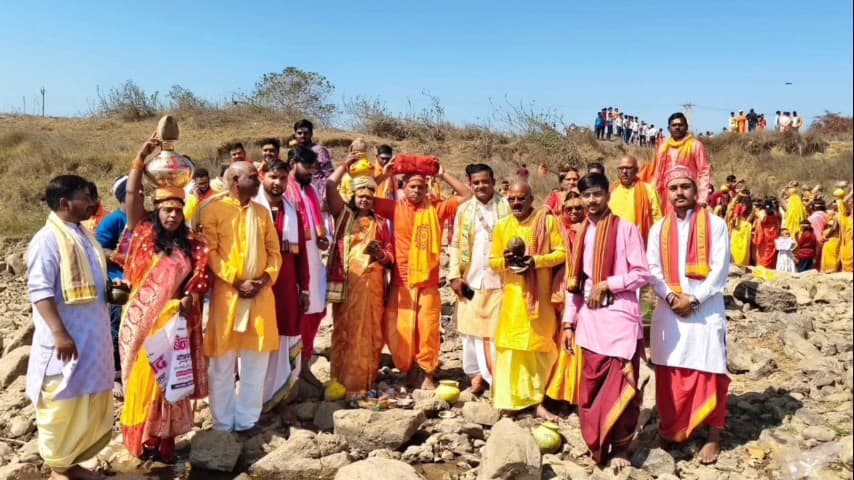 सेन्हा: सेन्हा में नवनिर्मित दुर्गा मंदिर का प्राण प्रतिष्ठा सह शतचंडी महायज्ञ शुरू, 27 फरवरी तक चलेगा