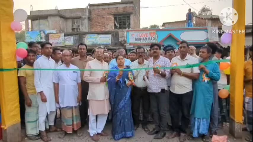 কুলপি: ঢোলা খনার মুখ থেকে কৌতলা পর্যন্ত ঢালাই রাস্তার কাজের  শিলারন্যাস  শুভ সূচনা করেন বিধায়ক