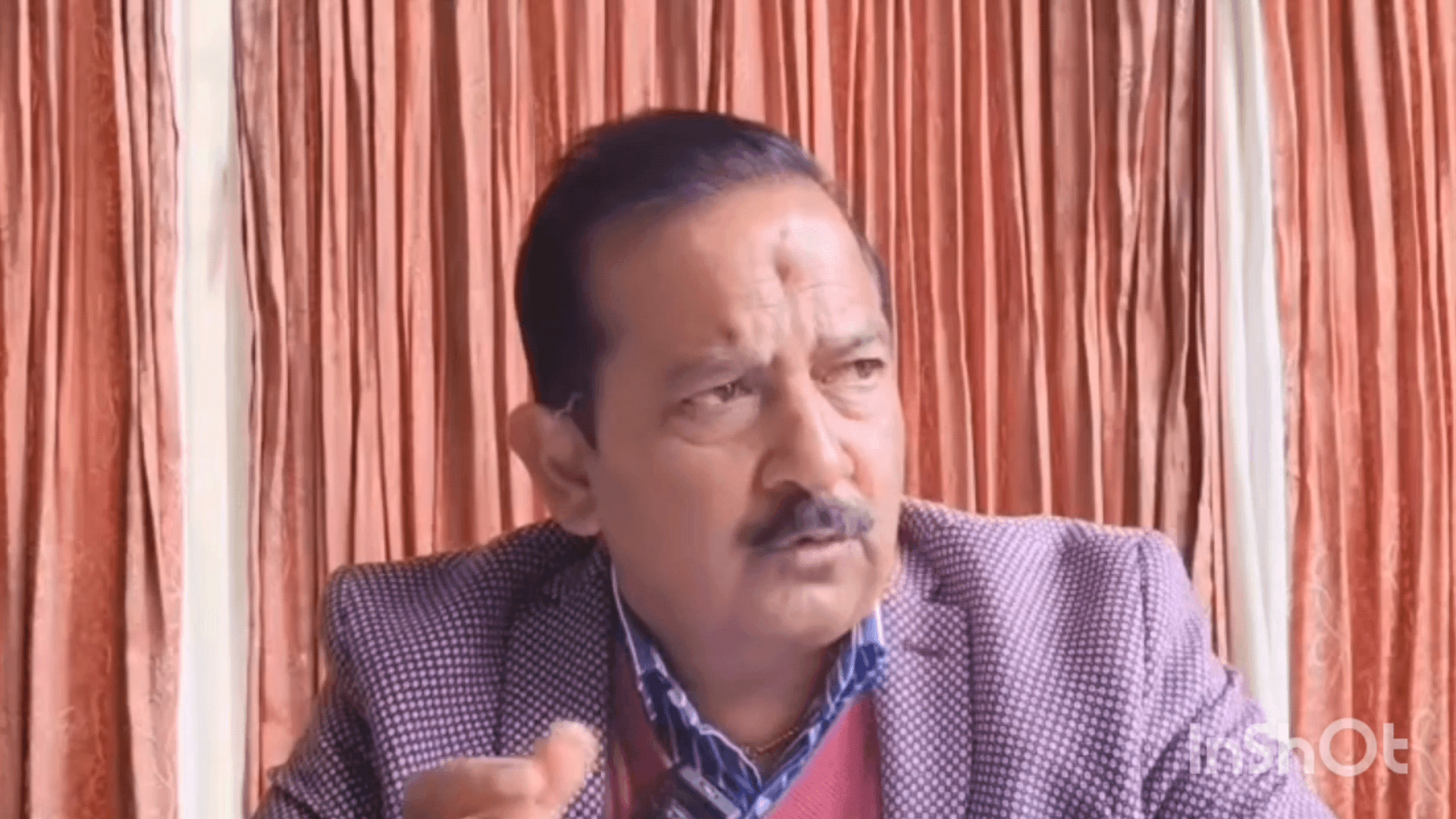 मनाली: नगर परिषद मनाली की अध्यक्ष पद पर राजनीति का हावी होना, चमन कपूर ने कहा- कार्यकाल पूरा न होने से रुका मनाली का विकास