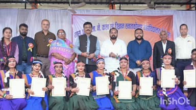 थानखम्हरिया: बेमेतरा के शासकीय पंडित जवाहरलाल नेहरू कला एवं विज्ञान स्नातकोत्तर महाविद्यालय में वार्षिक उत्सव में विधायक शामिल हुए