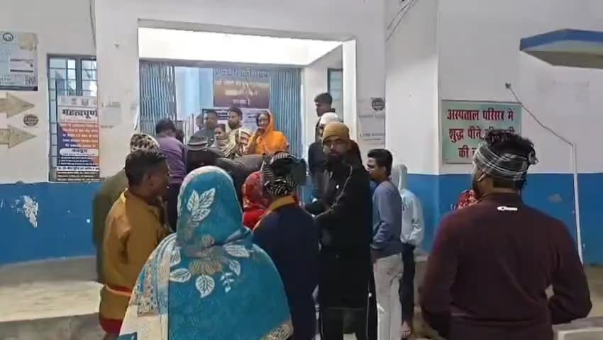 बेलदौर: बेलदौर में बाइक दुर्घटना, एक की मौत, एक घायल