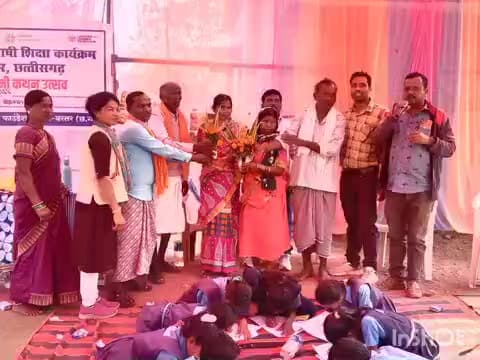 बकावंड: बोड़नपाल 01 में कहानी कथन उत्सव का आयोजन, बच्चों ने दिखाई अपनी प्रतिभा