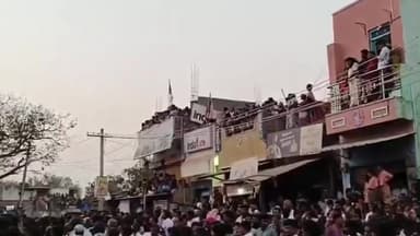మంత్రాలయం: మంత్రాలయం : పెద్ద కడుబూరు లో శ్రీ సిద్ధరూడ స్వామి రథోత్సవం అశేష జన వాహిని మధ్య వైభవంగా జరిగింది..
