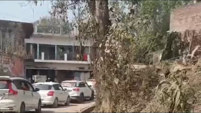 खजनी: बेलघाट में प्राण प्रतिष्ठा से पहले भव्य शोभा यात्रा, सैकड़ों लोग हुए शामिल, पुरा क्षेत्र राममय हुआ