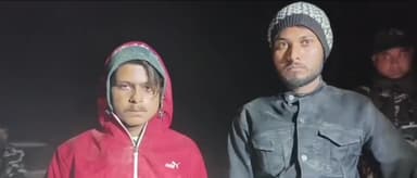 मधवापुर: इंडो नेपाल बॉर्डर पर एसएसबी ने 1845 लीटर शराब व 22 बाइक के साथ दो धंधेबाजों को किया गिरफ्तार