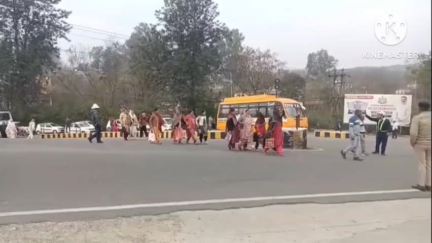 भोटा: भोटा में पहुंचे गुरिंदर सिंह ढिल्लों, संगत ने किए महाराज के दर्शन