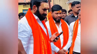 कळमनूरी: आमदार संतोष बांगर यांनी चिंचोल्डी येथील रुग्णाला केली आर्थिक मदत