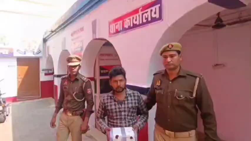 टूंडला: पुलिस ने बन्ना रोड से जान से मारने की धमकी देने के आरोपी को किया गिरफ्तार