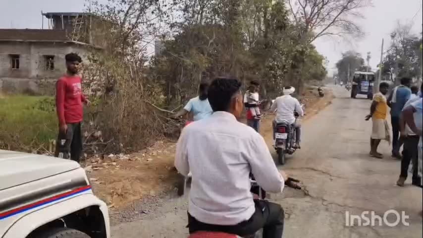 पीपलखूंट: डूंगरी पाड़ा में खराब सड़क से परेशान होकर हुआ हादसा, युवक गंभीर घायल