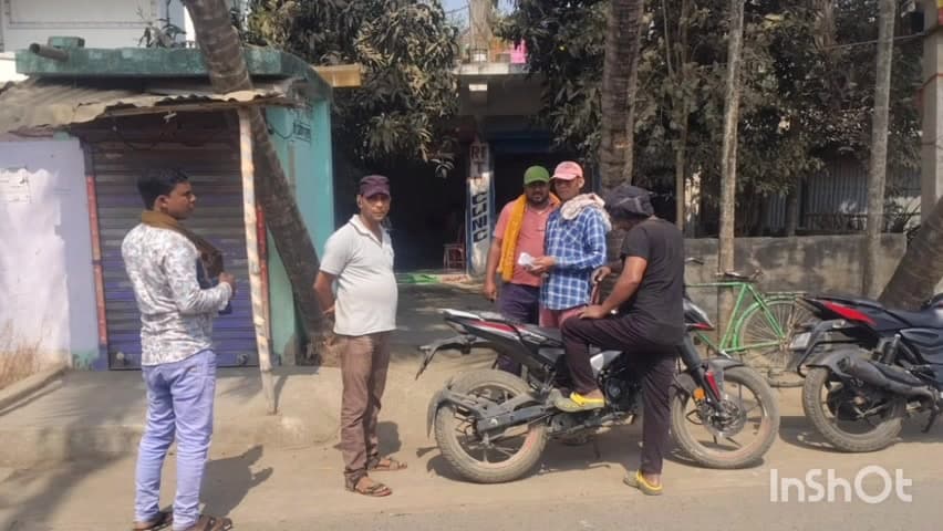 उधवा: उधवा प्रखंड के विभिन्न इलाकों में बिजली विभाग की टीम ने आठ बकायादारों का विद्युत कनेक्शन काटा