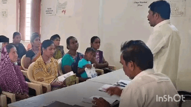 ఆదోని: ఆదోనిలో ఉపాధి హామీ పథకం, పొదుపు సంఘాలలో అవినీతి ఆరోపణాలపై గ్రామస్తుల ఆగ్రహం