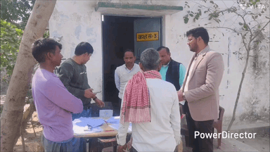 पटियाली: पटियाली में एसडीएम ने एसआईआर पुनरीक्षण कार्य का किया औचक निरीक्षण, बीएलओ के कार्य की सराहना की