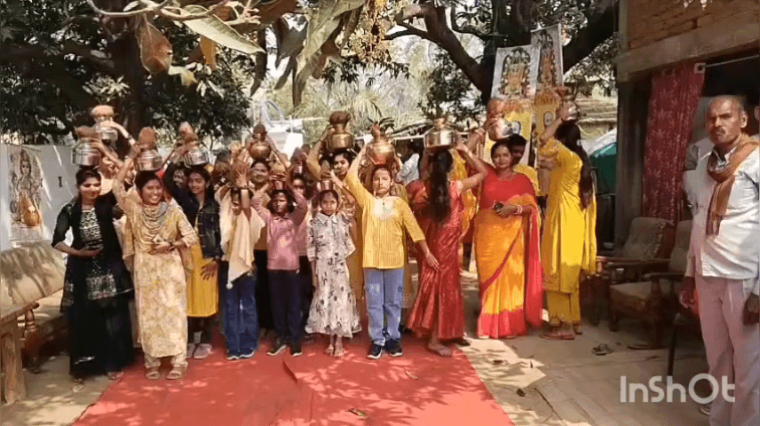 त्योंथर: डोडिया भमहरन में श्रीमद् भागवत कथा के लिए निकली कलश यात्रा, कई विद्वान हुए शामिल