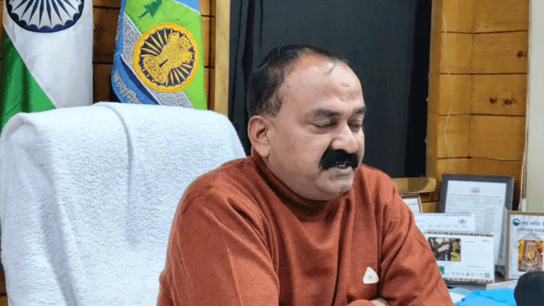 सैंज: कुल्लू पुलिस ने 3 अलग-अलग मामलों में 54 ग्राम हेरोइन के साथ 6 लोगों को किया गिरफ्तार: मदन लाल कौशल