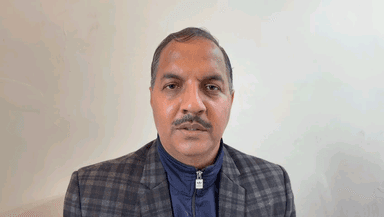 घुमारवीं: त्रिलोक जमवाल का सरकार पर हमला: को-एजुकेशन के नाम पर स्कूल बंद करना दुर्भाग्यपूर्ण