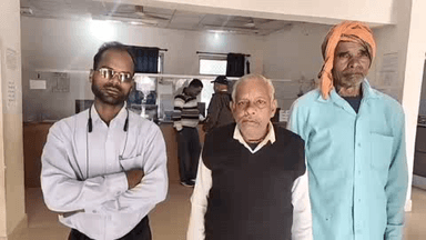 मानपुर: मानपुर के लोक सेवा केंद्र में आधार कार्ड सेवा बंद होने से लोगों को परेशानी, सेवा फिर से शुरू करने की मांग