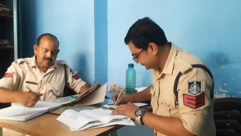 भिंड: उमराव सिंहकापुरा में अज्ञात व्यक्ति ने रिश्तेदार का नाम लेकर युवक से की धोखाधड़ी