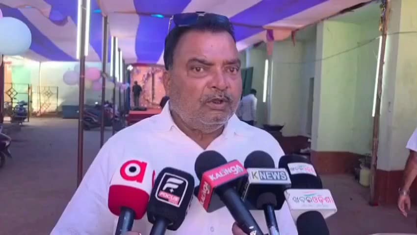 କୋଟପାଡ: ଜୟପୁର ପୌର ଅଧ୍ୟକ୍ଷଙ୍କ ଉପରେ ବର୍ଷିଲେ ପୂର୍ବତନ ପୌର ଉପାଧ୍ୟକ୍ଷ ସୂର୍ଯ୍ୟ ନାରାୟଣ ରଥ