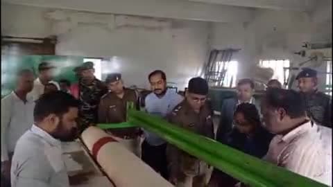 ठाकुरगंगटी: ठाकुर गंगटी प्रखंड के भगैया स्थित झारक्राफ्ट फॉसिल व नेचर पार्क का उपायुक्त ने किया निरीक्षण