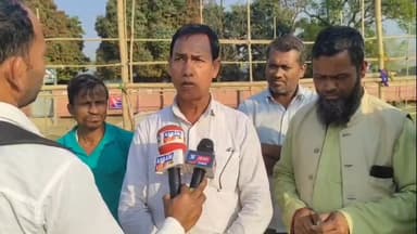 মাটিয়া: সুতাৰপাৰাত এআইইউডিএফৰ বিশাল গণসমাৱেশৰ স্থান পৰিদৰ্শন সভাপতি আবুল কালাম হুছেইনৰ