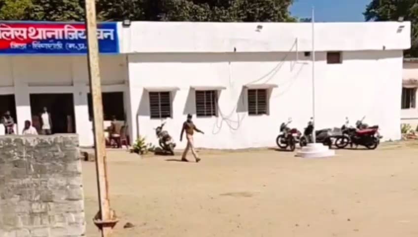 देवसर: सिंगरौली: किशोरी से दुष्कर्म का आरोपी गिरफ्तार, न्यायालय ने भेजा जेल