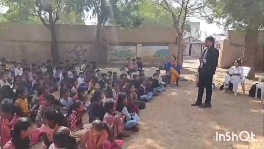 રાપર: નાની રવ ગામ ખાતે "વિશ્વ એનિમિયા ( પાંડુરોગ ) જાગૃતતા દિવસ" ની ઉજવણી કરવામાં આવી