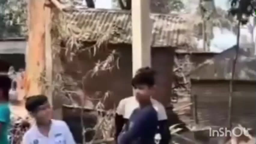प्रतापगंज: नाबालिग से दुष्कर्म के आरोपी की गिरफ्तारी न होने पर लोगों ने छातापुर-प्रतापगंज मार्ग किया जाम