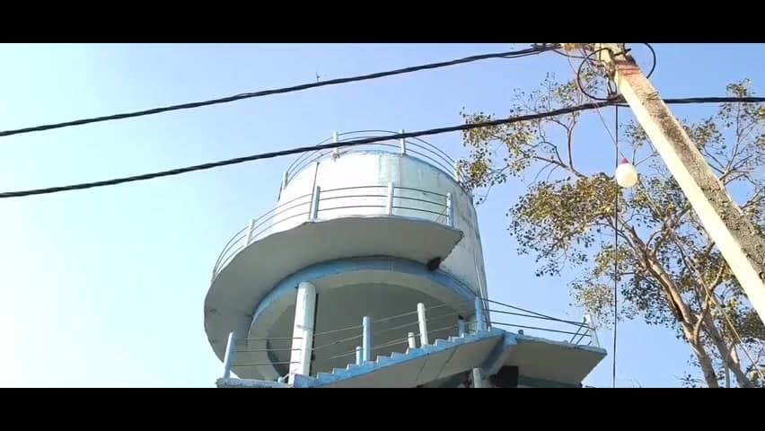 कसडोल: खरवे में जल संकट: टंकी बनी, पानी नहीं, विभाग की लापरवाही से ग्रामीण बेहाल