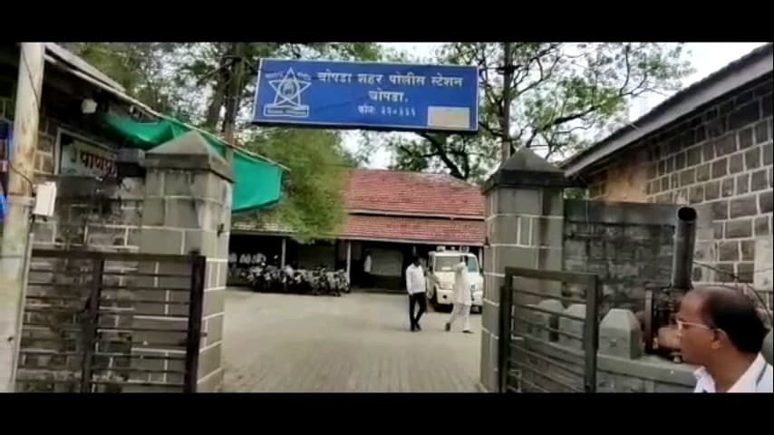 चोपडा: चोपडा शहरातील ओम शांतीनगर मधून घराबाहेर लावलेली मोटरसायकल चोरी, चोपडा पोलीस ठाण्यात गुन्हा दाखल