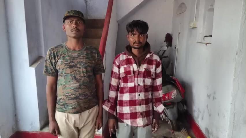 पुपरी: मध निषेध थाना पुपरी पुलिस ने भिट्ठा मोर के पास 30 बोतल शराब के साथ एक तस्कर को किया गिरफ्तार