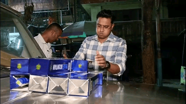 মাটিগাড়া: বিহারে পাচারের আগে লক্ষাধিক টাকার বিদেশি মদ সহ জংশন থেকে গ্রেফতার যুবক