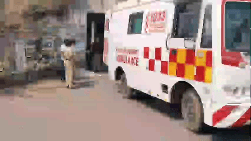 हातकणंगले: पुणे बेंगलोर मार्गावर शिरोलीत उड्डाण पुलावरून खाली पडून शिये येथील एका वृद्ध महिलेचा जागीच मृत्यू