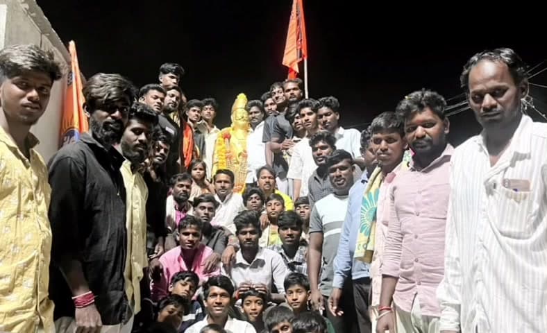 ಗುರುಮಿಟ್ಕಲ್: ಶಿವಾಜಿ ಜಯಂತಿ ನಿಮಿತ್ತ  ಕಿಲ್ಲನಕೇರಾ ಗ್ರಾಮದಲ್ಲಿ ಶರಣಪ್ಪ ಮಾನೇಗಾರ ಅಭಿಮಾನಿ ಬಳಗದಿಂದ ಅನ್ನ ಸಂತರ್ಪಣೆ