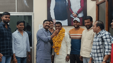 खकनार: खेर खेड़ा के युवक ने 10 सालों में 50 लोगों की जान बचाई, सामाजिक संगठनों ने किया सम्मानित