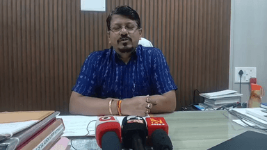 ନୟାଗଡ: ନୂଆଗାଁ ବାହାଡ଼ାଝୋଲା ରେ ବେଆଇନୀ ଇଟାଭାଟି ଭାଙ୍ଗିବାକୁ ଜାଇ ଫେରି ଆସିଥିବା ସରକାରୀ ଅଧିକାରୀ,ପ୍ରତିକ୍ରିୟା ରଖିଲେ ଅତିରିକ୍ତ ଜିଲ୍ଲାପାଳ