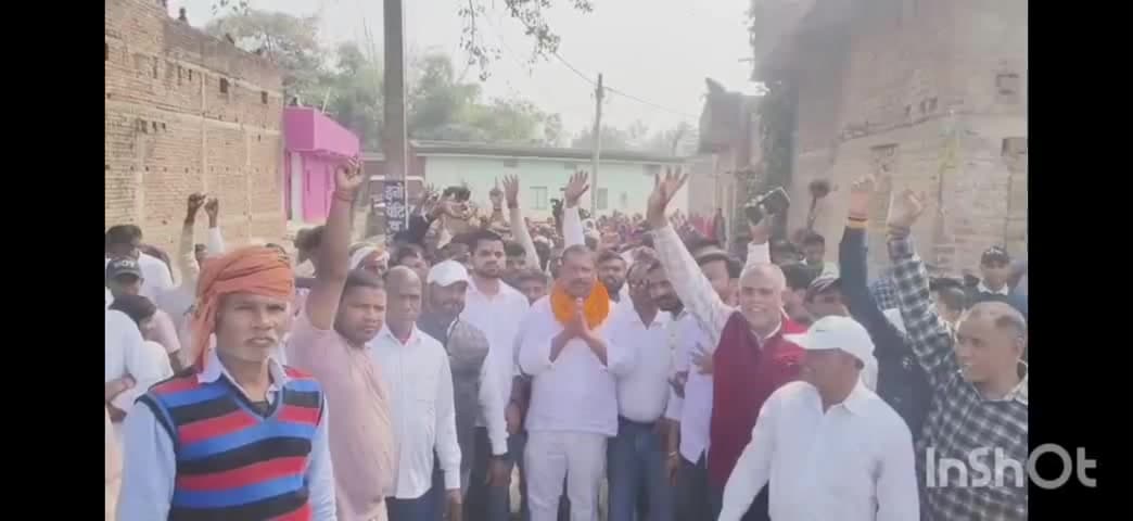 हरिहरगंज: वार्ड संख्या 2 के प्रत्याशी बृजनंदन साव ने क्षेत्र में ताकत झोंकी, 'साइकिल पंप' छाप पर वोट देने की अपील की