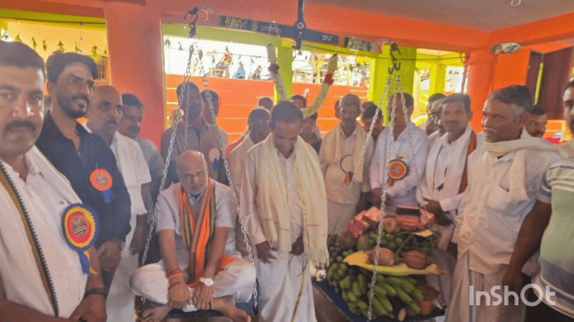 ಶಿರಸಿ: ಬನವಾಸಿ ಗುಡ್ನಾಪುರದ ಶ್ರೀ ಬಂಗಾರೇಶ್ವರ ದೇವಸ್ಥಾನದಲ್ಲಿ ಶಾಸಕ ಹೆಬ್ಬಾರಗೆ ತುಲಾಭಾರ ಸೇವೆ