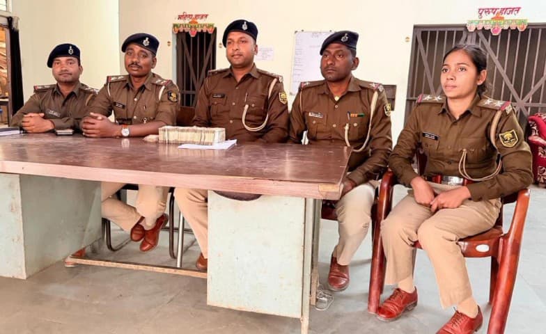 रोसड़ा: कटिहार: घर से चोरी हुए ₹8.60 लाख में से पुलिस ने ₹7.90 लाख बरामद किए