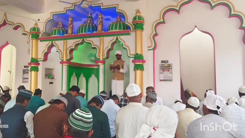 चौसा: रमजान के पहले जुमे पर चौसा प्रखंड क्षेत्र की मस्जिदों में उमड़ी भारी भीड़