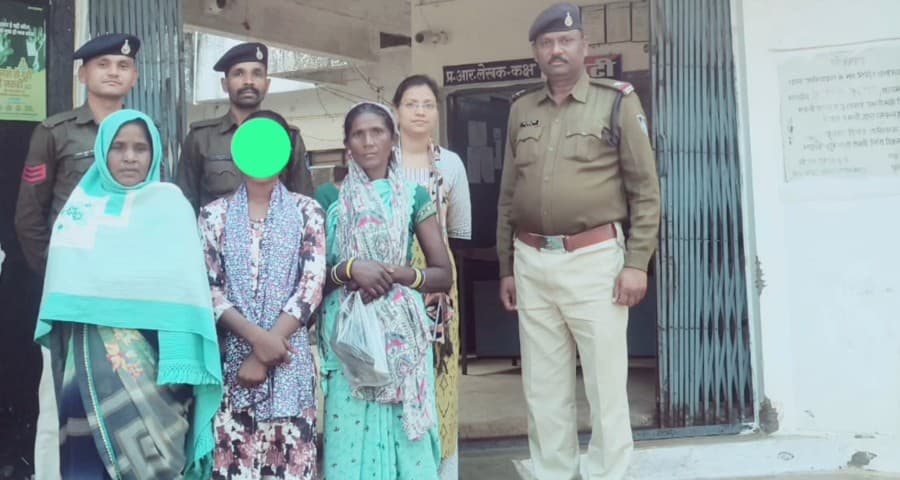ढीमरखेड़ा: उमरियापान: लापता 14 वर्षीय बालिका को पुलिस ने 48 घंटे में खोज निकाला, सुरक्षित देख परिजनों की आंखें हुईं नम