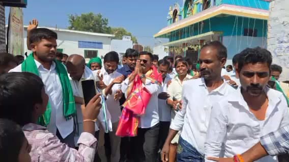 ధర్మవరం: మల్లా కాల్వ గ్రామంలో  లక్ష్మీ నరసింహ స్వామి విగ్రహ ప్రతిష్ట లో పాల్గొన్న ధర్మవరం మాజీ ఎమ్మెల్యే కేతిరెడ్డి
