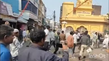सिवनी मालवा: कैलाश विजयवर्गीय के 'औकात' बयान पर कांग्रेस नेता भड़के, सिवनी मालवा में पुतला फूंका, माफी और इस्तीफे की मांग
