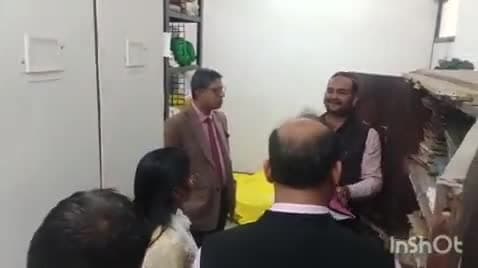 भोगनीपुर: भोगनीपुर तहसील के डीएम कपिल सिंह ने किया औचक निरीक्षण, सब रजिस्ट्रार अनुपस्थित मिले, एक दिन का वेतन रोकने के दिए निर्देश