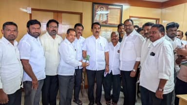 నిర్మల్: ఉమ్మడి జిల్లా ఇన్చార్జి మంత్రి జూపల్లి కృష్ణారావును హైదరాబాదులో కలుసుకున్న నిర్మల్ నియోజకవర్గ ఇన్చార్జి శ్రీహరిరావు