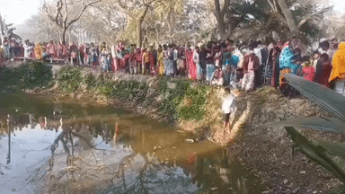 বাসন্তী: পুকুর থেকে এক ব্যক্তির মৃতদেহ উদ্ধার করল, আজ ময়নাতদন্তে পাঠিয়েছে বাসন্তী থানা পুলিশ।