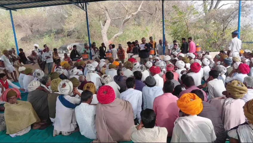 कुम्भलगढ़: केलवाड़ा में 34 गांवों की संयुक्त सामाजिक बैठक, विवाह में डीजे और शराब पर लगाया गया प्रतिबंध