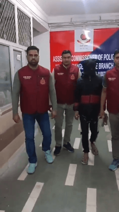 रोहिणी: अंतरराज्यीय लूट का कुख्यात आरोपी गिरफ्तार, ₹84 लाख की बैंक डकैती से भी संबंध
