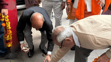रोहिणी: शकूरबस्ती में विकास को गति, विधायक करनैल सिंह ने शुभ एन्क्लेव में सड़क का उद्घाटन किया