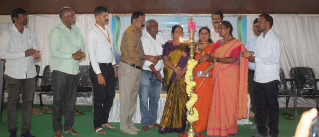 ಮಡಿಕೇರಿ: ನಗರದಲ್ಲಿ ಜಿಲ್ಲಾಡಳಿತವತಿಯಿಂದ ತ್ರಿಪದಿ ಕವಿ ಸರ್ವಜ್ಞ ಜಯಂತಿ ನಡೆಯಿತು